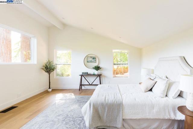 620 Manzanita Ave, Boulder Creek CA: https://media.crmls.org/mediaz/dff2a287-4fa9-4fcf-8da6-719fd0fdc8ee.jpg