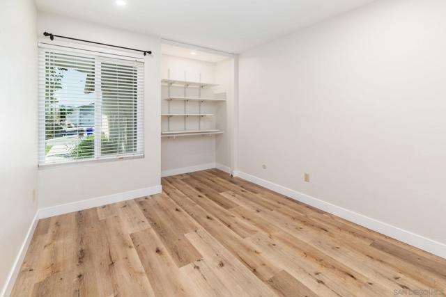 14555 High Pine St, Poway CA: https://media.crmls.org/mediaz/dff36b73-3f96-4e9a-a334-8e70dba89f9f.jpg