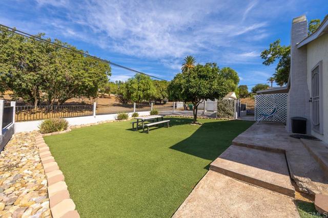 Detail Gallery Image 37 of 45 For 1661 Grove Road, El Cajon,  CA 92020 - 3 Beds | 2 Baths