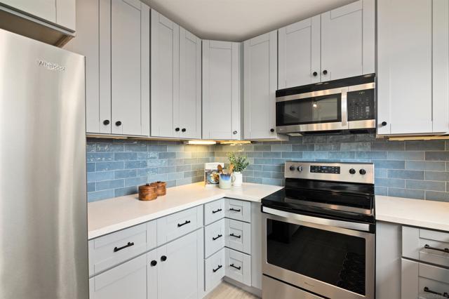 4204 3rd Ave, San Diego CA: https://media.crmls.org/mediaz/dff54d8d-fd62-46df-8f9e-003d68a6fc74.jpg