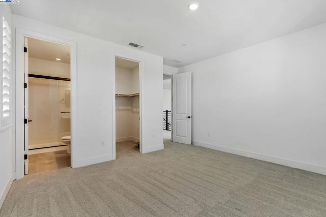 665 River Bend Dr, Lathrop CA: https://media.crmls.org/mediaz/dff55b03-d249-40d9-85ba-feb5d2d45550.jpg