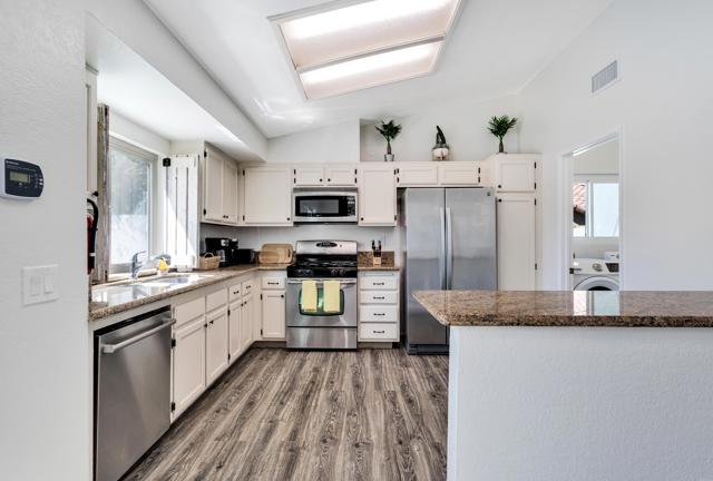 45603 Sutter Creek Road, Indio CA: https://media.crmls.org/mediaz/dff5ae2e-c6ed-4db3-8a70-23aa1047f069.jpg