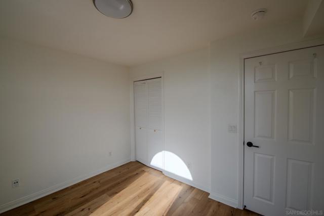 5252 Orange AVe, San Diego CA: https://media.crmls.org/mediaz/dff5ee80-27af-43f7-bb76-b31a2c8fbcb2.jpg