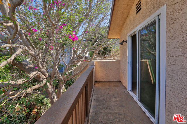2616 VOORHEES Avenue, Redondo Beach, California 90278, 2 Bedrooms Bedrooms, ,1 BathroomBathrooms,Residential,Sold,VOORHEES,17267962