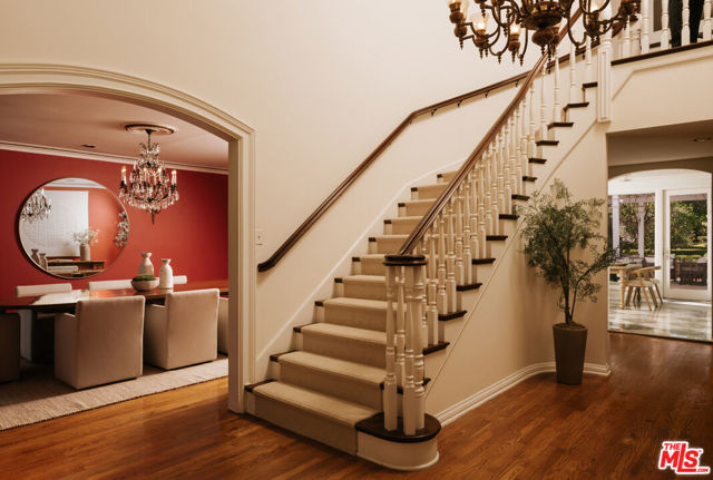 6 Bed Home for Sale in Santa Monica, California