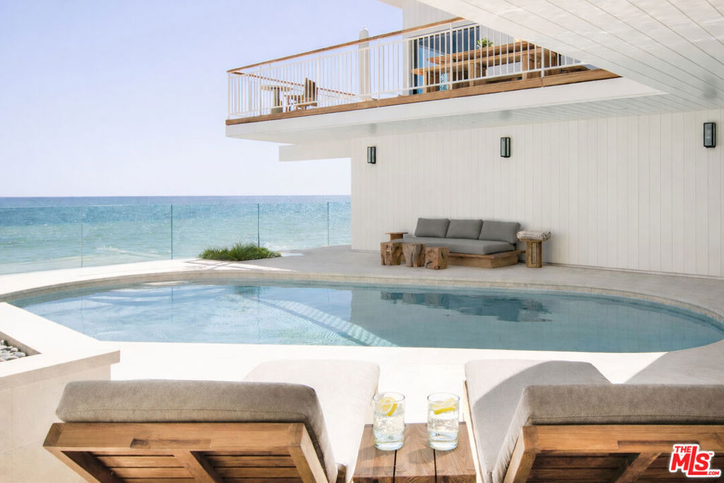 27356 Escondido Beach Road Highway