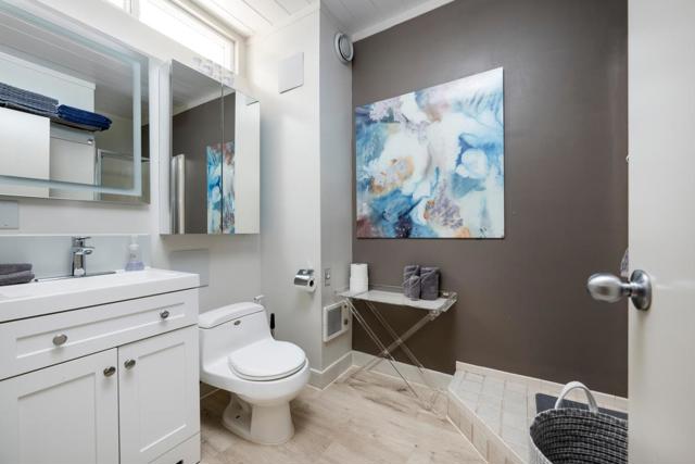 1652 Lexington Avenue, San Mateo CA: https://media.crmls.org/mediaz/dff8287e-fc96-406e-a9f0-e45ab9b357fd.jpg