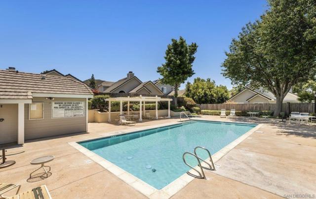 10366 Rancho Carmel Dr, San Diego CA: https://media.crmls.org/mediaz/dff82f3e-e13c-4649-9248-fedcd5c0c85b.jpg