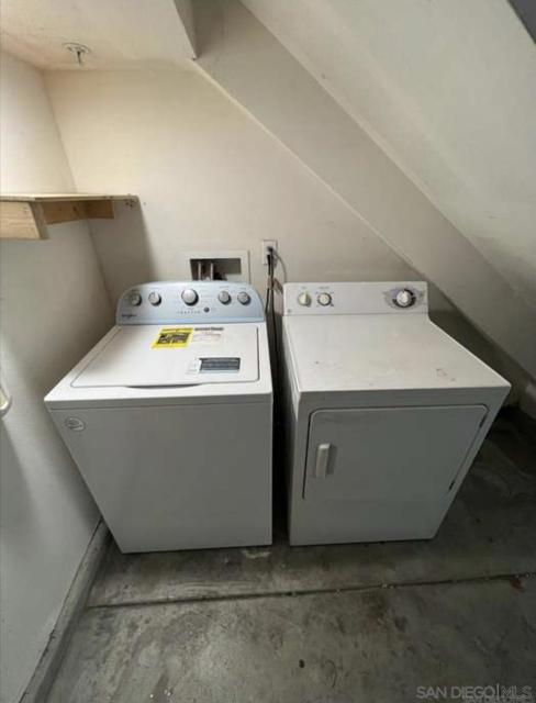 510 62nd St #9, San Diego CA: https://media.crmls.org/mediaz/dff8f319-780e-4f18-8cc5-dfd8ac4fb63e.jpg