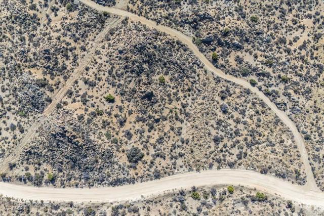 Image 62 of 80 For 57795 Big Horn Drive