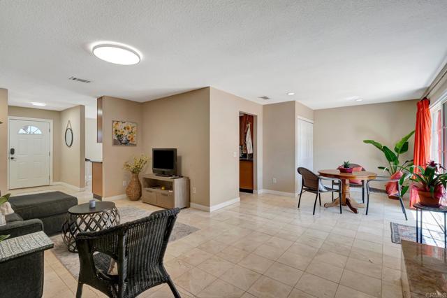 Detail Gallery Image 11 of 32 For 13915 Proctor Valley Rd, Jamul,  CA 91935 - 4 Beds | 2/1 Baths