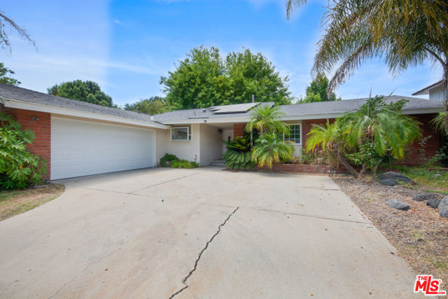 1527 Valley High Avenue photo 3