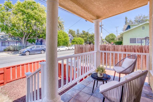 209 N 16th Street, San Jose CA: https://media.crmls.org/mediaz/dffc33ae-7326-4cac-b611-1b4e08bcec58.jpg
