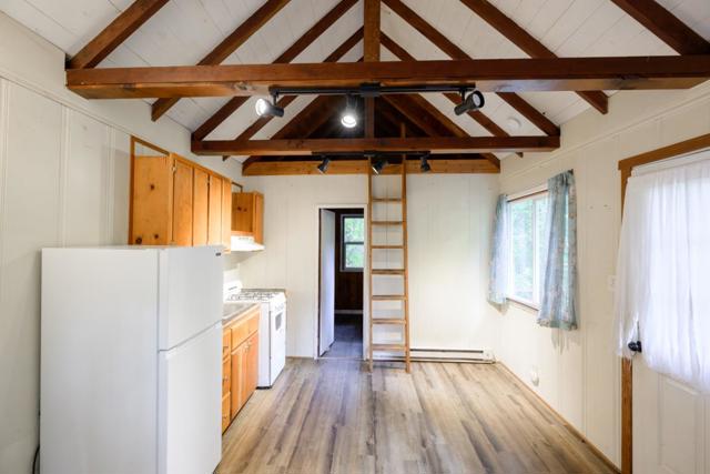 214 Teilh Drive, Boulder Creek CA: https://media.crmls.org/mediaz/dffda7d4-f640-445b-aee6-5e6795a86c2b.jpg