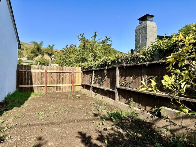 5063 Cypress Lane, Ventura CA: https://media.crmls.org/mediaz/e0003a6c-a97c-4479-a68a-15f0ac78996a.jpg