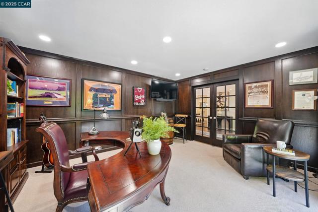 235 Saint Paul Dr, Alamo CA: https://media.crmls.org/mediaz/e0019940-5344-453d-a1d4-a56d4ec1e5c4.jpg
