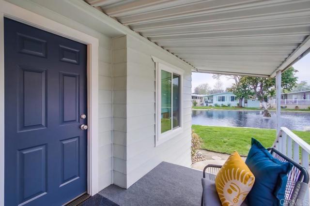 276 N El Camino Real, Oceanside CA: https://media.crmls.org/mediaz/e003f7bf-0816-4fef-92df-cd063282db06.jpg