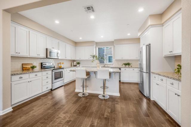 184 Lewis Lane, Morgan Hill CA: https://media.crmls.org/mediaz/e004219c-678b-44ed-84f5-126ffe902bb3.jpg