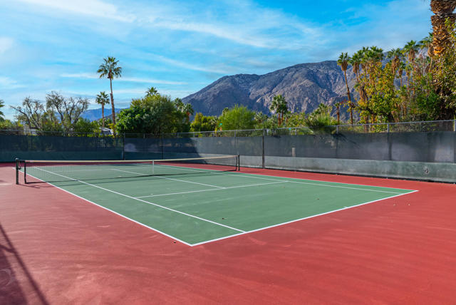 343 W Mariscal Road, Palm Springs, CA 92262