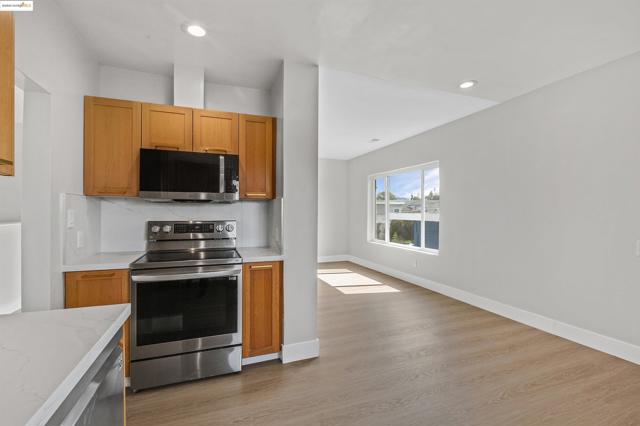 Image 46 of 49 For 2914 Stanton Street