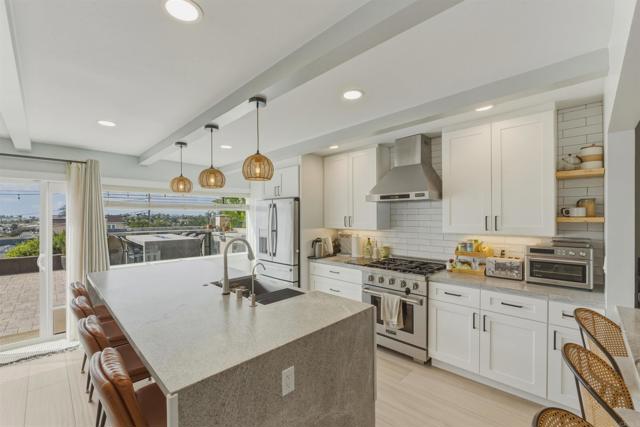 Detail Gallery Image 16 of 64 For 1659 Curry Comb Dr, San Marcos,  CA 92069 - 4 Beds | 3 Baths