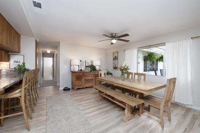 Detail Gallery Image 14 of 40 For 500 Beaumont Dr, Vista,  CA 92084 - 4 Beds | 3/1 Baths