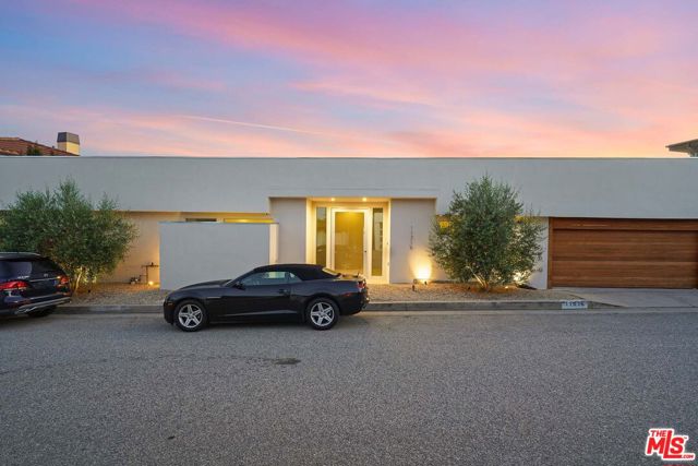 Drew Fenton | 11316 Chalon Road Los Angeles CA | MLS: 7382203