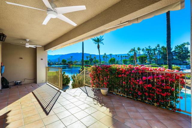 153 Lake Shore Drive, Rancho Mirage CA: https://media.crmls.org/mediaz/e0090dea-689d-43bd-88a2-62d2073168be.jpg