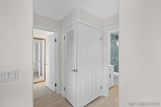 4007 Crown Point Drive, San Diego CA: https://media.crmls.org/mediaz/e00b1b1e-1ef4-43cb-969d-ab82d4d4e142.jpg