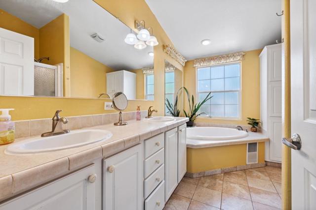 789 Green Valley Road, Watsonville CA: https://media.crmls.org/mediaz/e00c1dbf-66b2-41d1-9b8b-5bdb871ca3d6.jpg