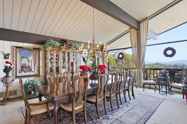 9902 Heavenly Way, La Mesa CA: https://media.crmls.org/mediaz/e00cc595-911b-4dcc-bb12-d5db0759a7c0.jpg