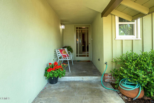 Detail Gallery Image 18 of 51 For 4920 Lowell Ave, Glendale,  CA 91214 - 4 Beds | 2 Baths