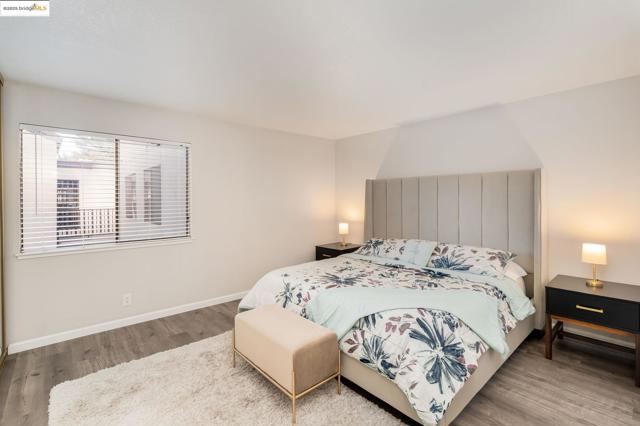 21071 Gary Dr, Hayward CA: https://media.crmls.org/mediaz/e00df0c7-aa54-4581-bb5b-6321e9a4dbb4.jpg