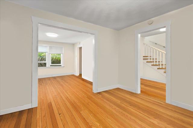 262 Hawthorne Avenue, Palo Alto CA: https://media.crmls.org/mediaz/e00e0a5c-1797-4832-9b10-a6f4d2c35bd7.jpg