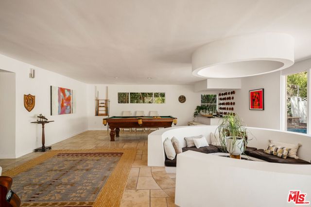 4 Bed Home for Sale in Los Angeles, California