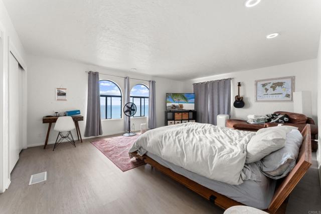 1421 San Elijo Avenue, Cardiff by the Sea CA: https://media.crmls.org/mediaz/e00f238f-bc0b-47ec-a6b0-d16b6b34b8b4.jpg