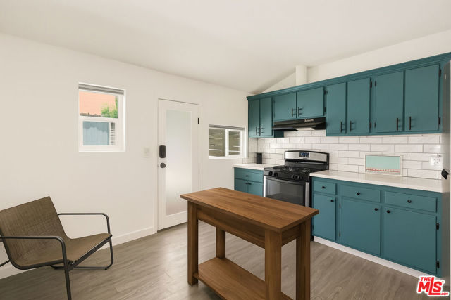 3501 N Figueroa Street, Los Angeles CA: https://media.crmls.org/mediaz/e010bb4b-27a0-40c3-9c9f-f168c4019fc4.jpg