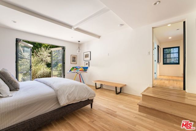 8917 Dorrington Avenue, West Hollywood CA: https://media.crmls.org/mediaz/e010dafb-2af1-4317-bfc5-613f5207f125.jpg