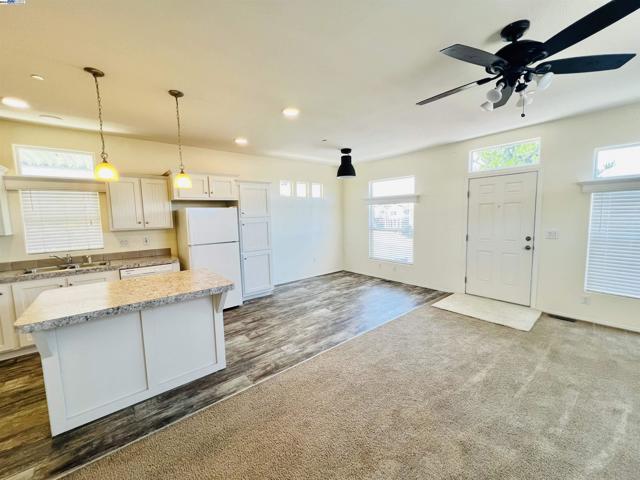 2655 Parkside Dr, Union City, California 94587, 3 Bedrooms Bedrooms, ,2 BathroomsBathrooms,Residential,For Sale,Parkside Dr,41060565