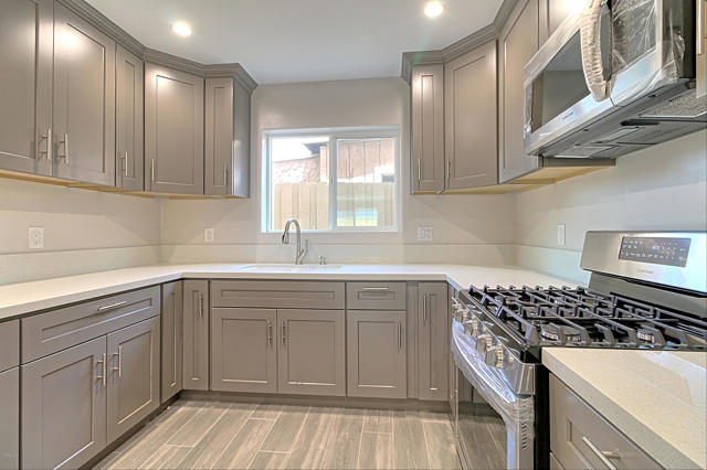 159 S Hayes Avenue, Oxnard CA: https://media.crmls.org/mediaz/e0123cd7-7a43-4af3-96b1-c1fc03a4d16f.jpg
