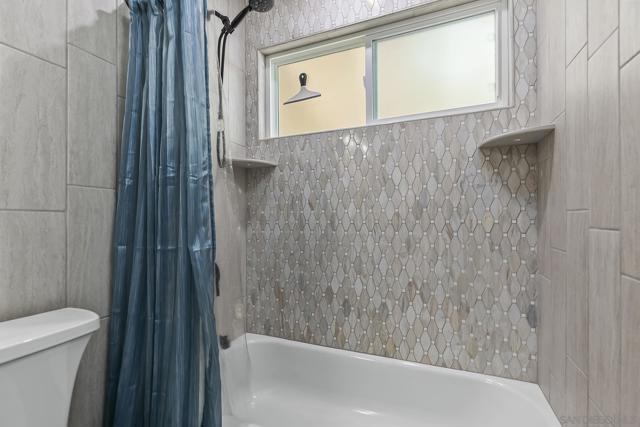 7783 Blue Lake Dr, San Diego CA: https://media.crmls.org/mediaz/e012f124-6749-4712-a490-d0c4d7c5cab5.jpg