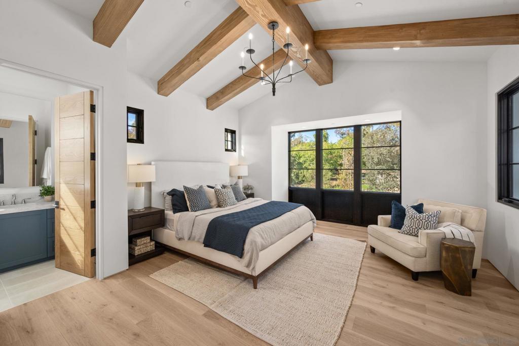 MLS #250043116SD image #19