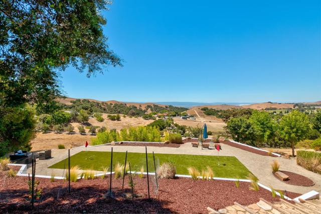 3415 Spring Creek Lane, Milpitas CA: https://media.crmls.org/mediaz/e015512d-085f-4ad2-b8fc-196bc36256c0.jpg