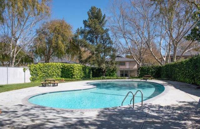 380 N 1st Street, Campbell CA: https://media.crmls.org/mediaz/e0157c54-0c0f-46bb-896d-a222cc790402.jpg