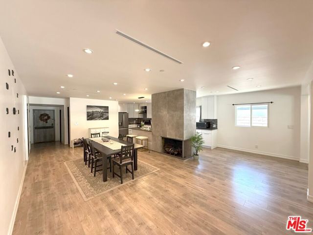 5720 Gentry Avenue, Valley Village CA: https://media.crmls.org/mediaz/e015b140-e8b1-4aa7-a264-2f0eb155d26f.jpg