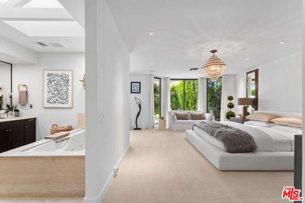 MLS #25563839 image #23