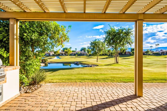 821 Deer Haven Circle, Palm Desert, CA 92211