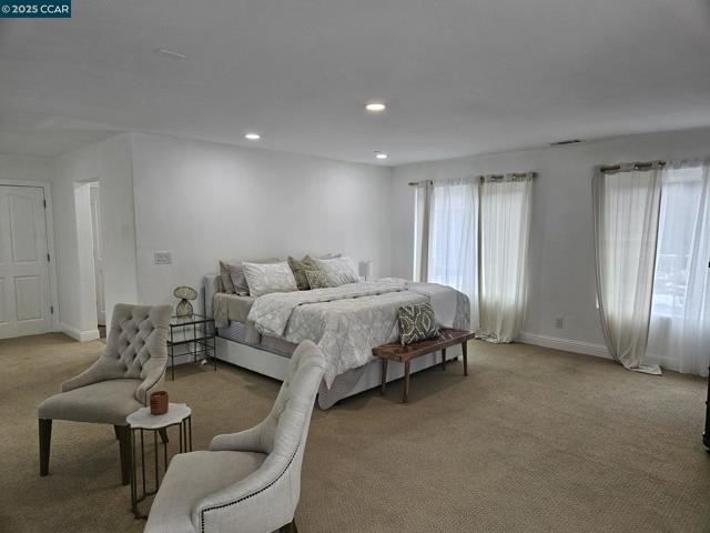 2785 Butters Dr, Oakland CA: https://media.crmls.org/mediaz/e0160d3f-dca3-4745-98ce-6f8e4cb4aafc.jpg