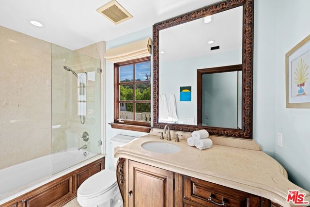 2347 E Valley Road, Santa Barbara CA: https://media.crmls.org/mediaz/e0171c3b-b5c9-4a5d-96a5-c08d14134ec3.jpg