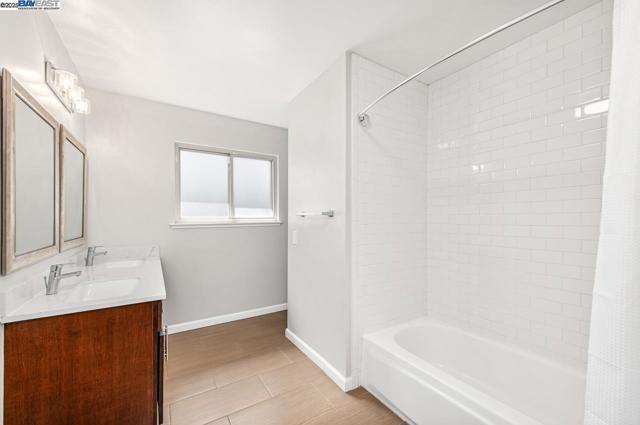 1059 Lakehurst Rd, Livermore CA: https://media.crmls.org/mediaz/e0185da3-2321-4ef1-a112-20743aaedcab.jpg